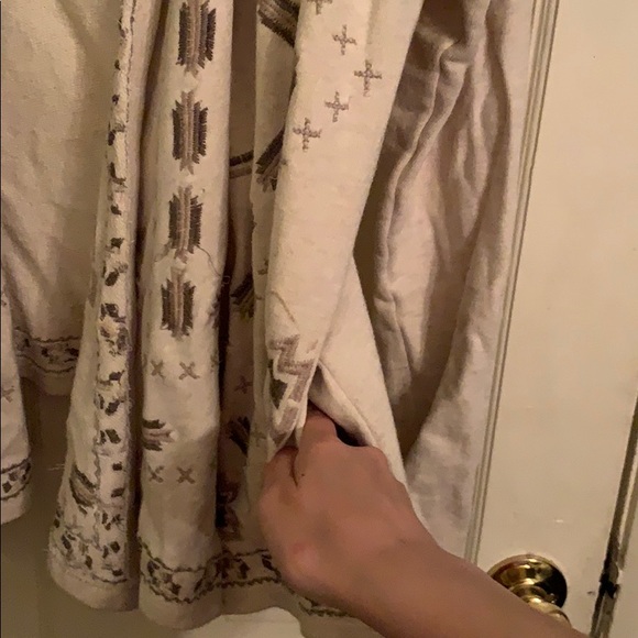 Lucky Brand Sweater - Picture 9 of 9